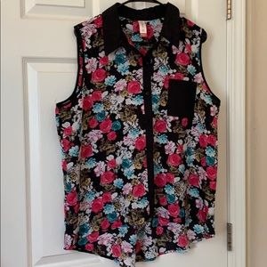 No Boundaries Floral print top (A)